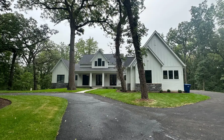 Custom Home in Kildeer by Skycrest Homes